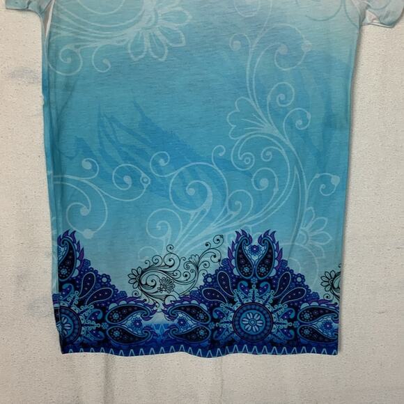 Sea World women's size small dolphin mandala glitter short sleeve shirt blue whi - Picture 7 of 7